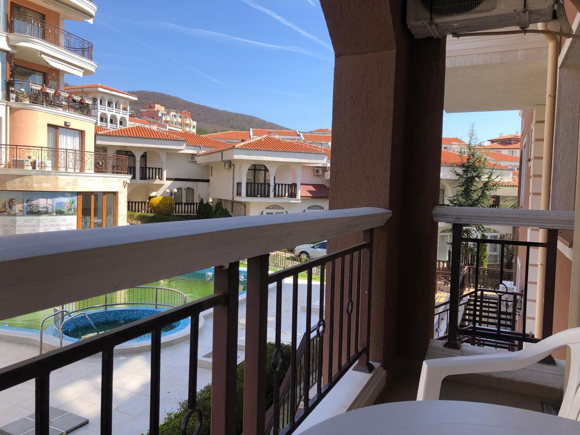 2 Bedroom Apartment Sveti Vlas With 2 Balconies And Sea Views Exterior photo