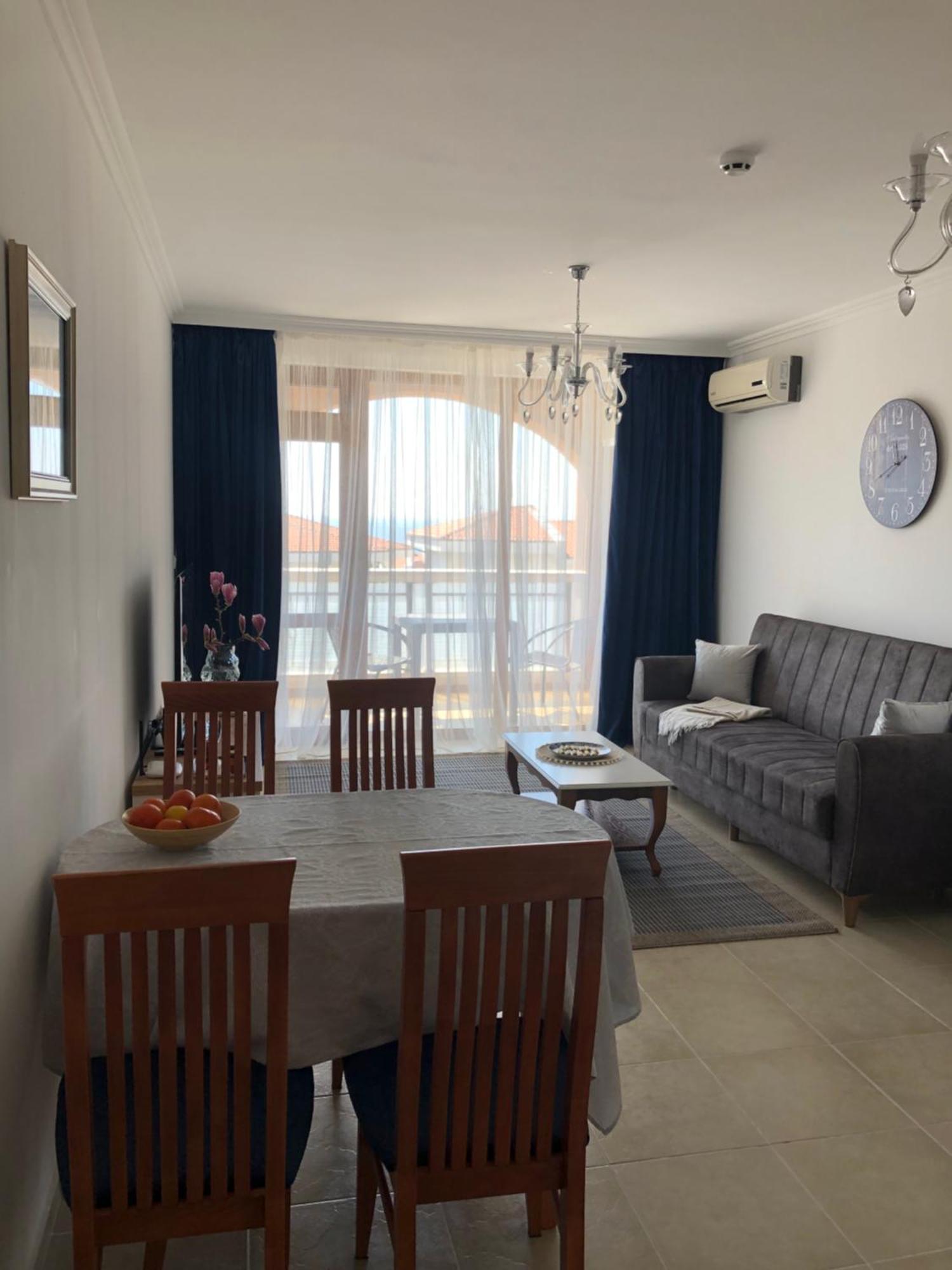 2 Bedroom Apartment Sveti Vlas With 2 Balconies And Sea Views Exterior photo
